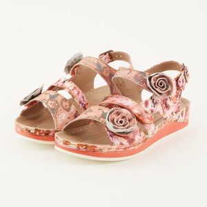 Spring Step L’artiste Style: JOELINA-DAZI Red and Cream Floral Sandals